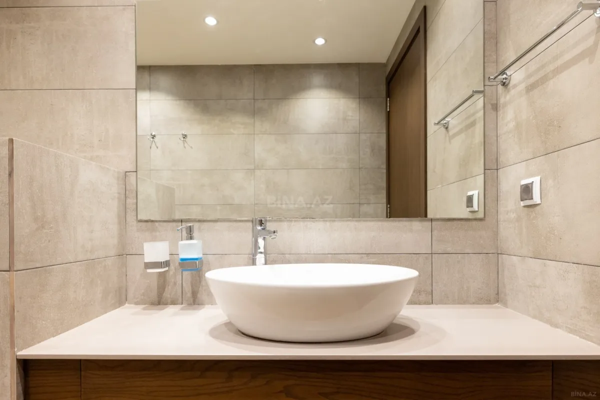 Kirayə verilir 3 otaqlı mənzil 125 m²