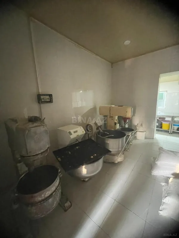 Satılır 9 otaqlı həyət evi 330 m²