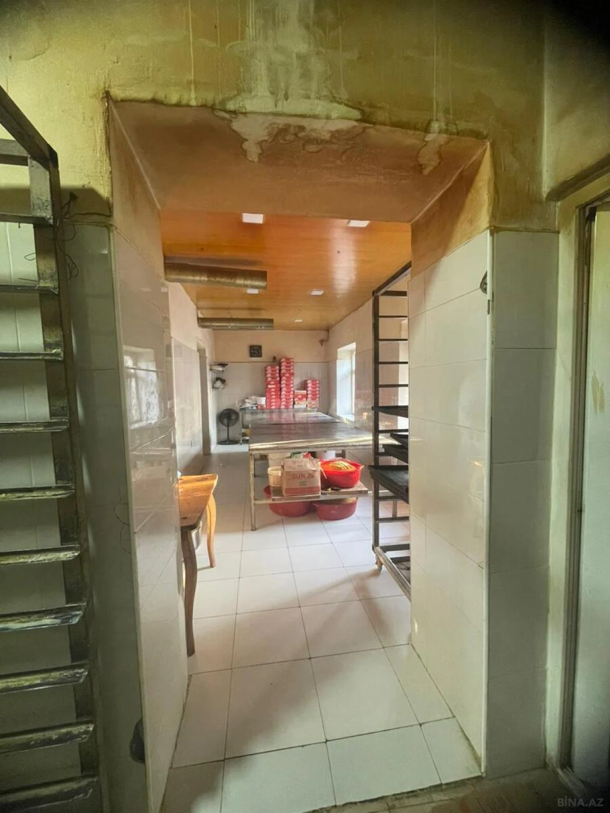 Satılır 9 otaqlı həyət evi 330 m²