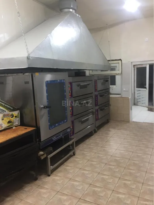 Satılır 9 otaqlı həyət evi 330 m²