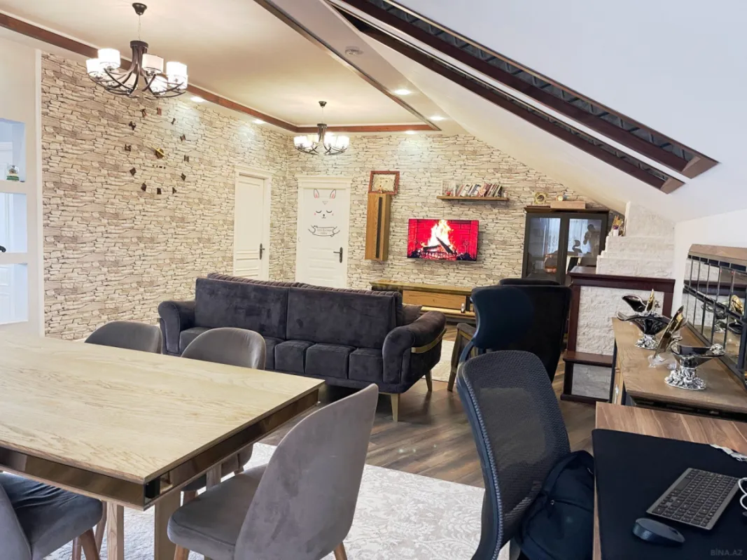 Satılır 9 otaqlı həyət evi 480 m²