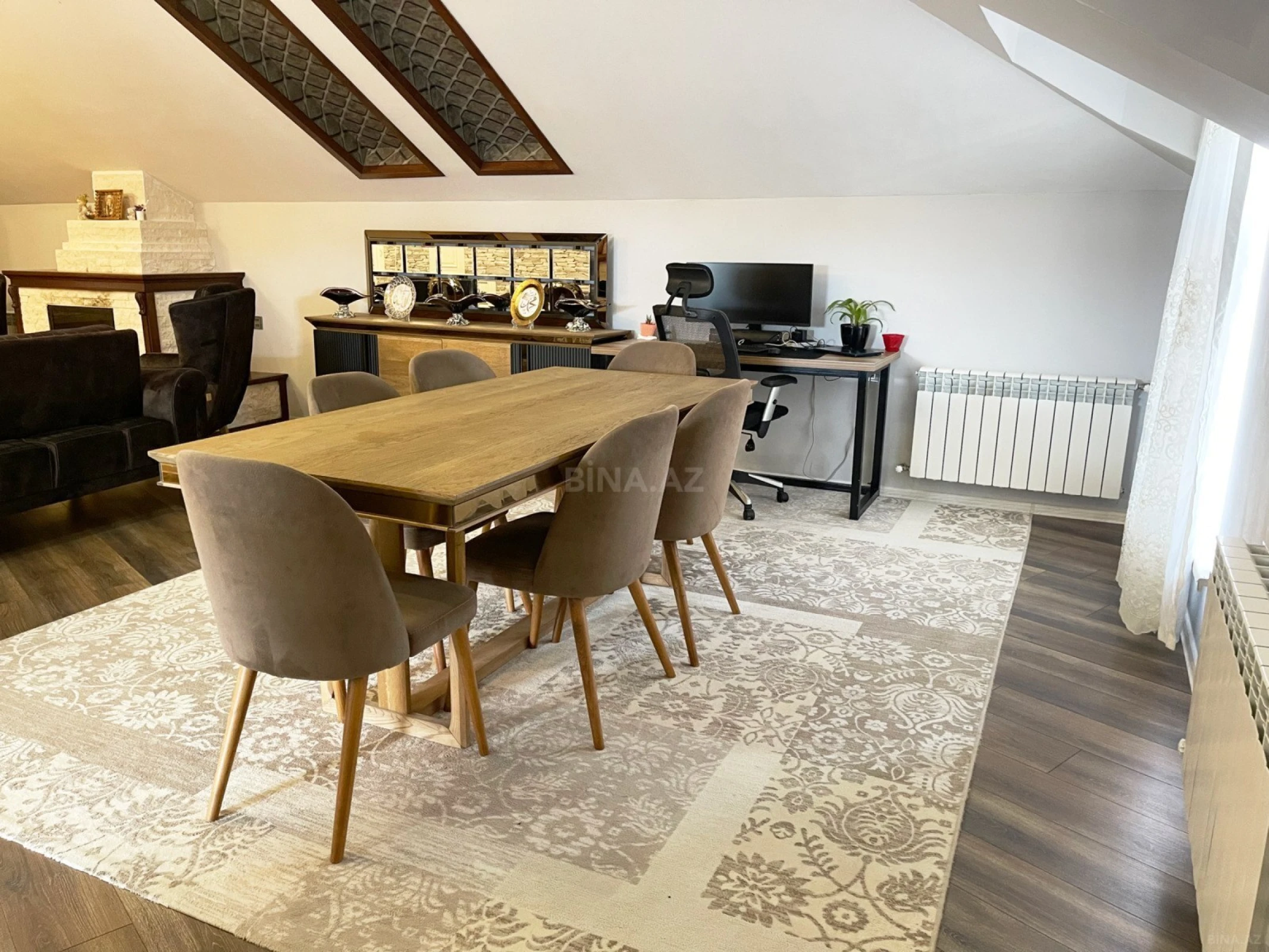 Satılır 9 otaqlı həyət evi 480 m²