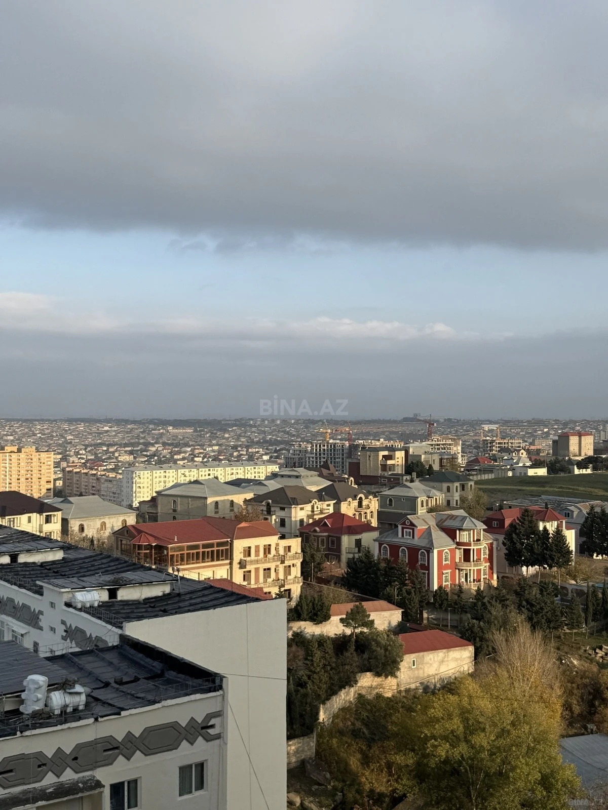 Satılır 2 otaqlı mənzil 56 m²