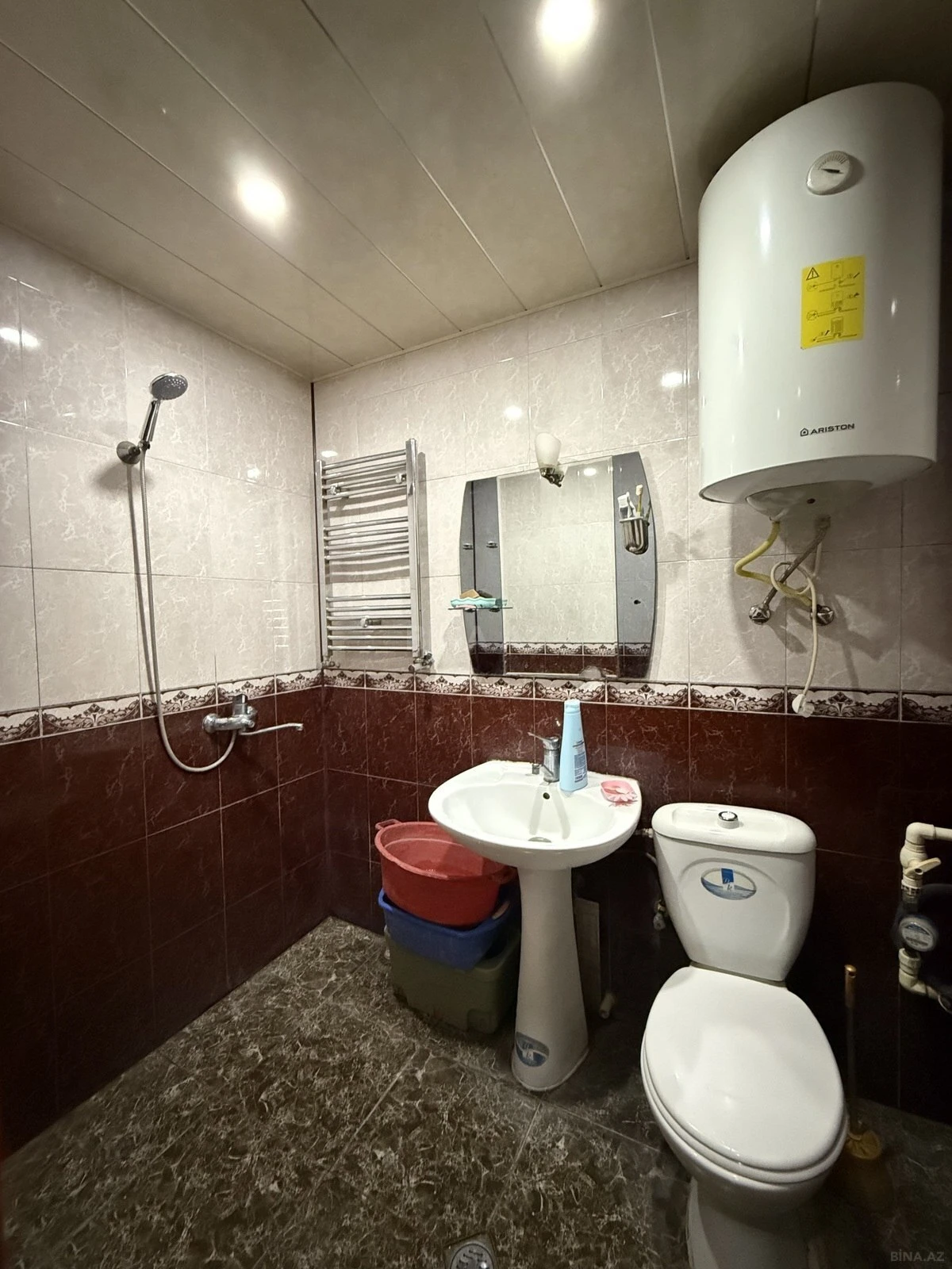 Satılır 2 otaqlı mənzil 56 m²