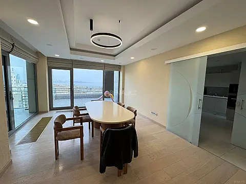 Kirayə verilir 4 otaqlı mənzil 325 m²