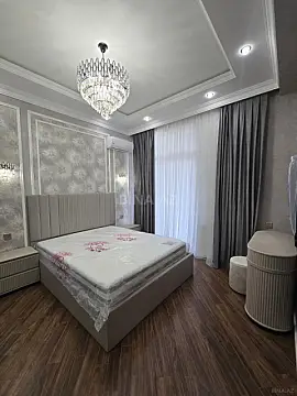 Kirayə verilir 3 otaqlı mənzil 98 m²