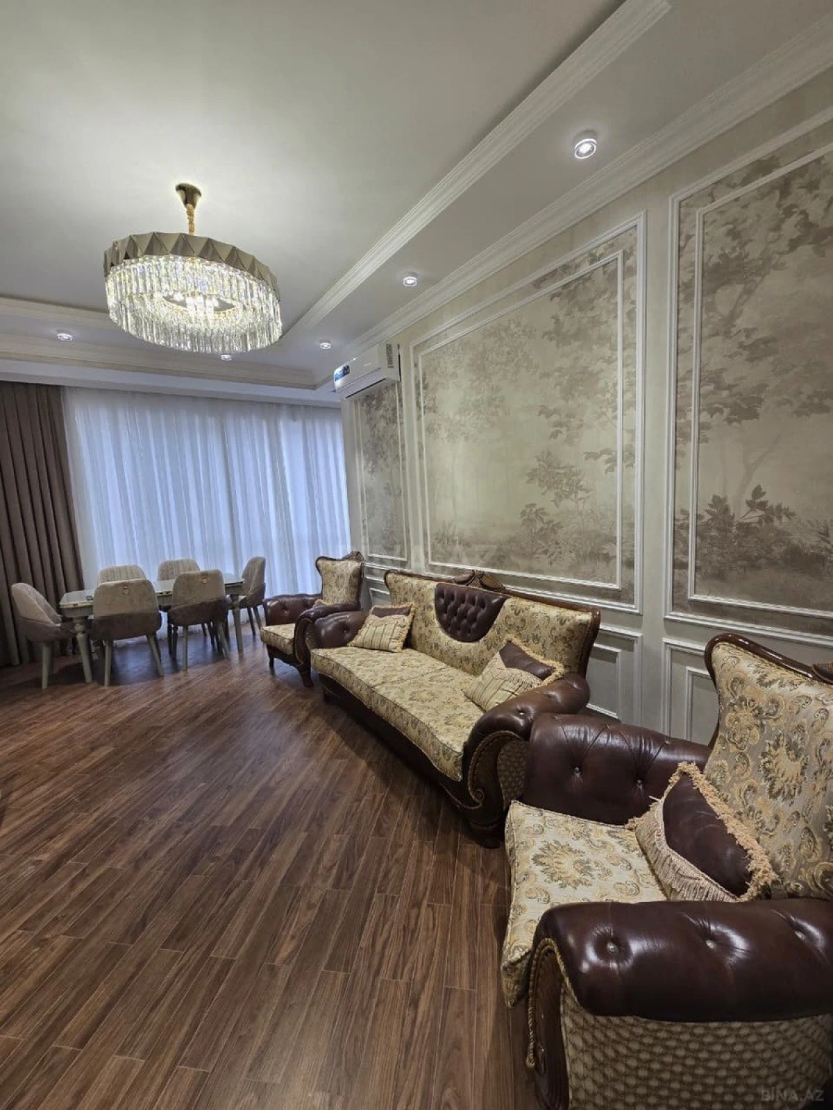 Kirayə verilir 3 otaqlı mənzil 98 m²