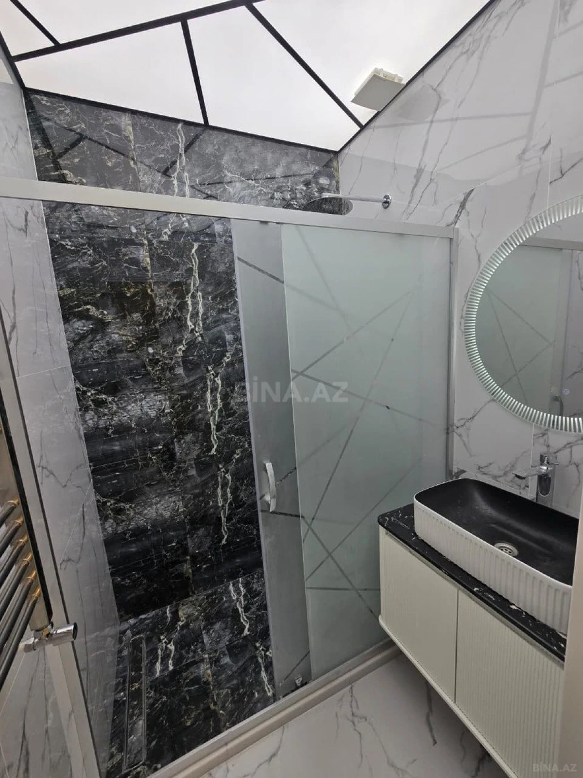 Kirayə verilir 3 otaqlı mənzil 98 m²