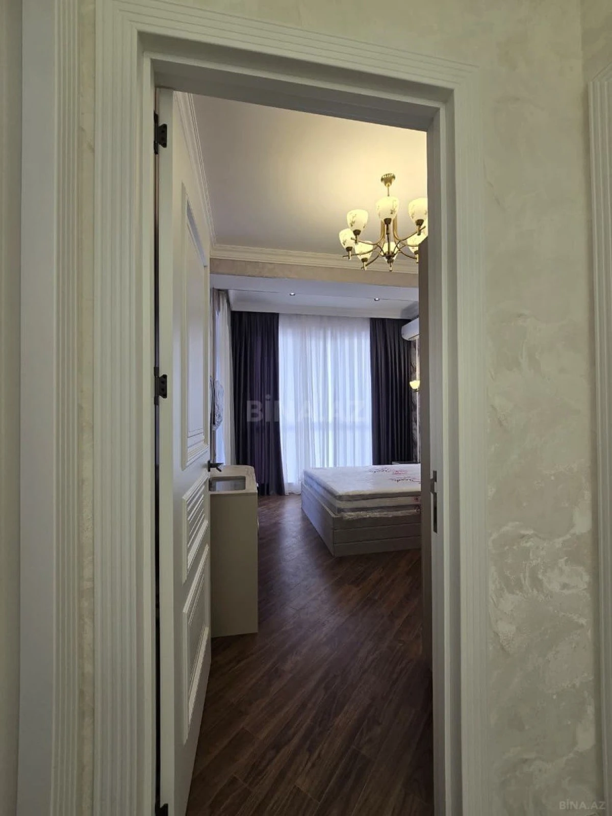 Kirayə verilir 3 otaqlı mənzil 98 m²