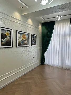 Satılır 3 otaqlı mənzil 118 m²