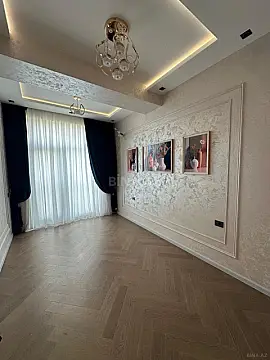 Satılır 3 otaqlı mənzil 118 m²