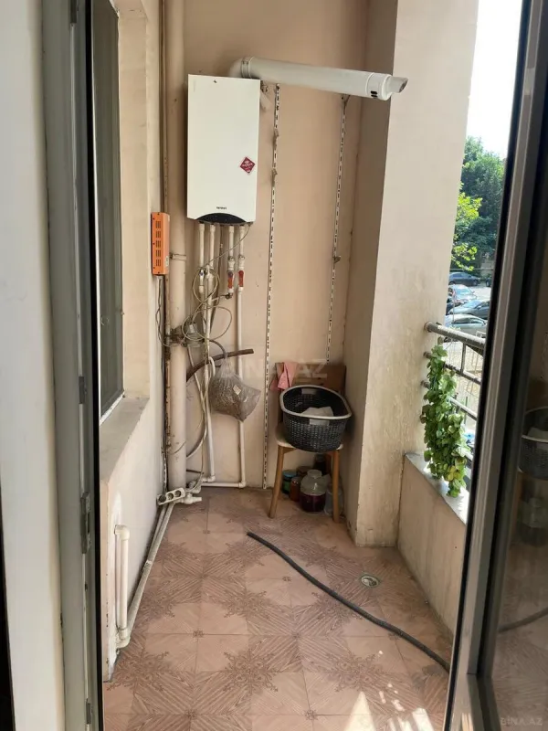 Satılır 2 otaqlı mənzil 100 m²