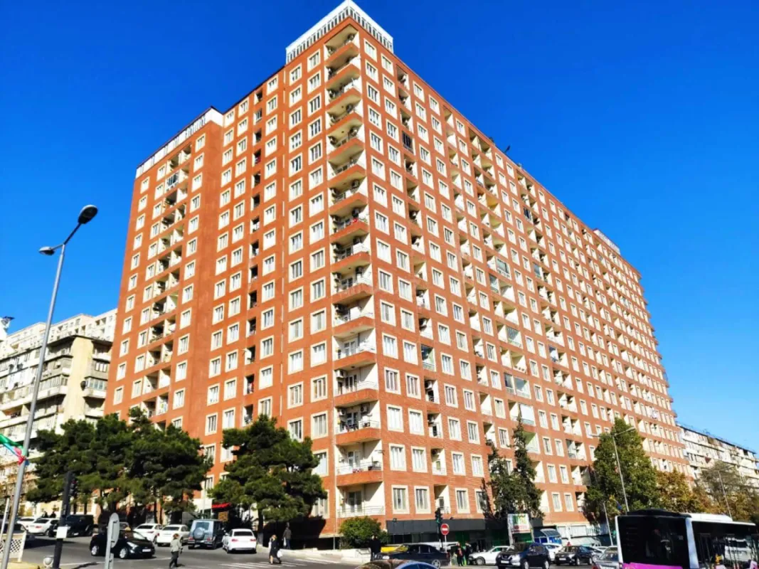 Satılır 2 otaqlı mənzil 100 m²