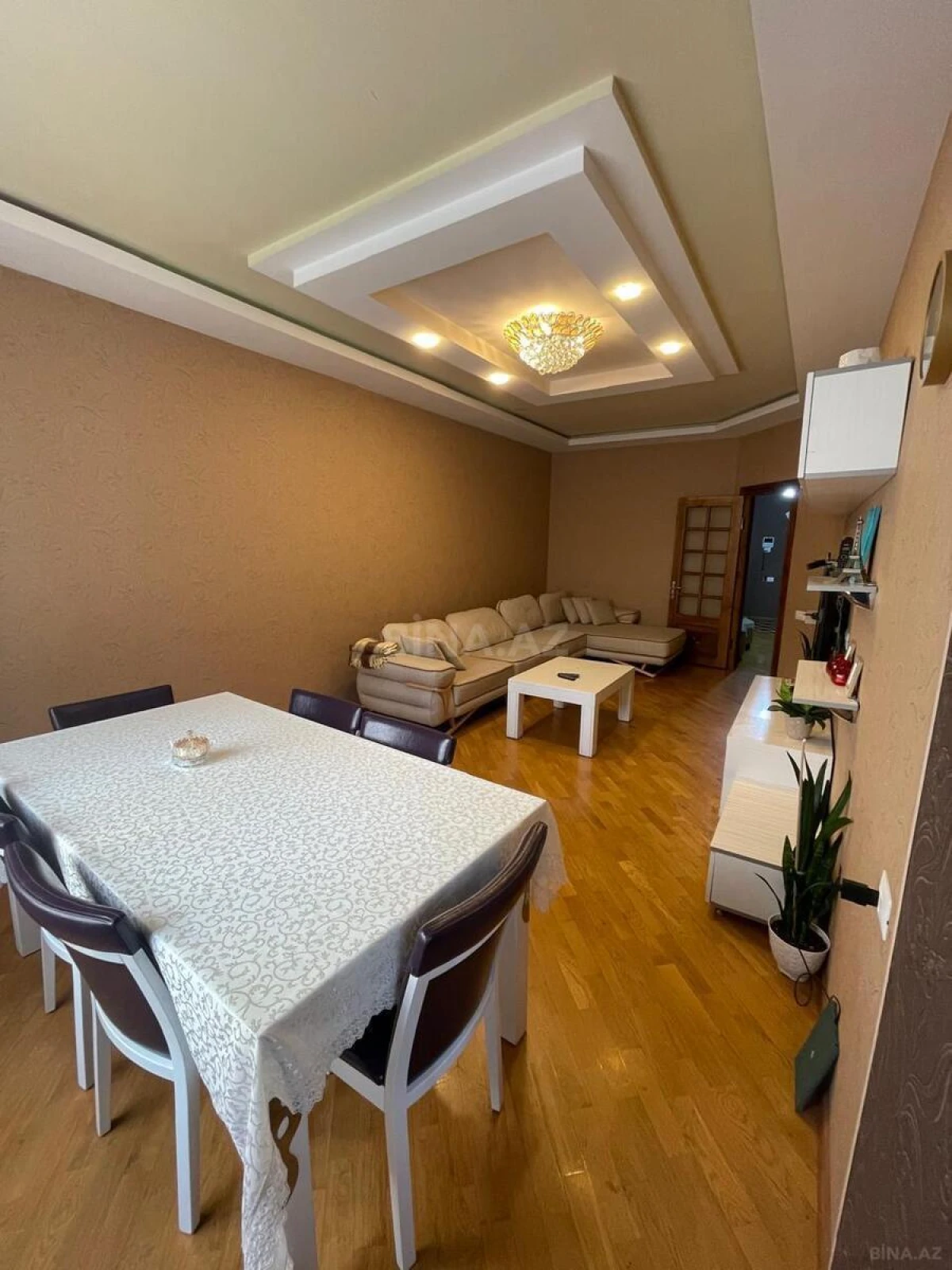 Satılır 2 otaqlı mənzil 100 m²