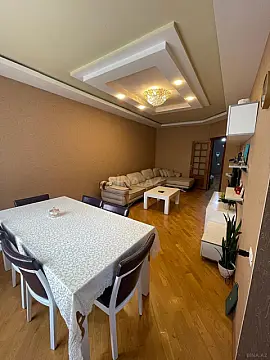 Satılır 2 otaqlı mənzil 100 m²