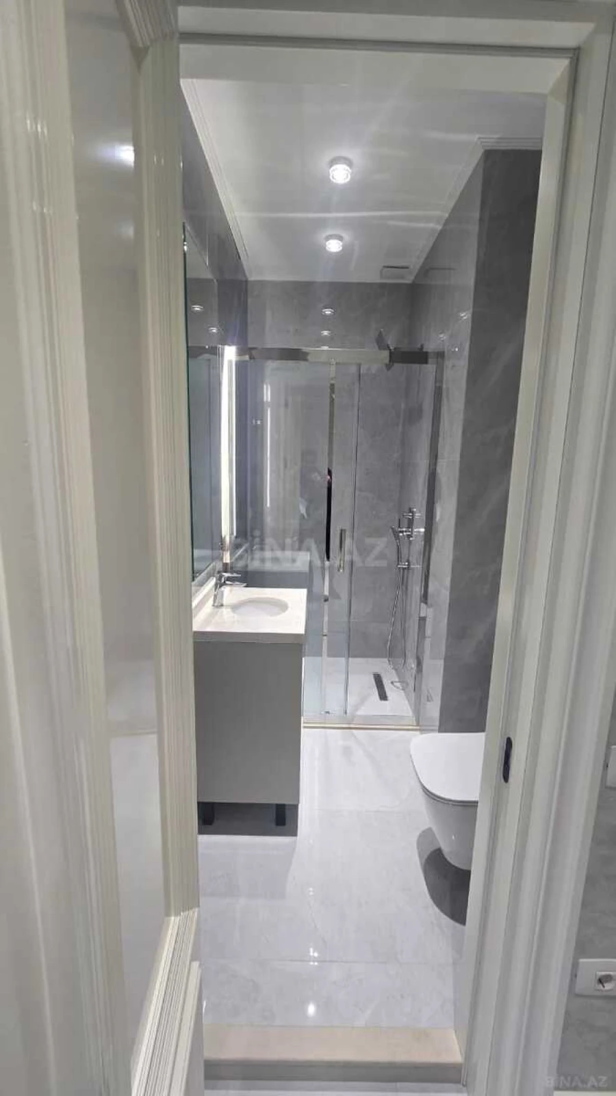 Kirayə verilir 2 otaqlı mənzil 58.5 m²