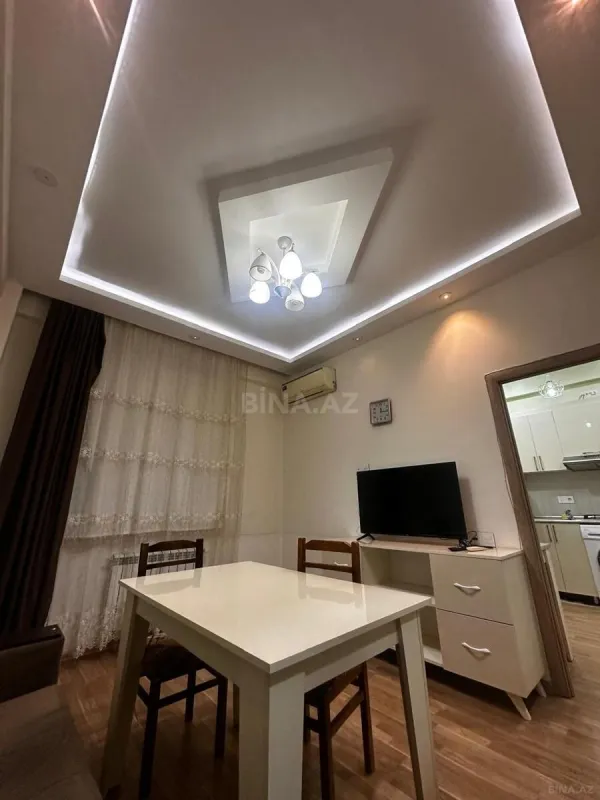 Kirayə verilir 2 otaqlı mənzil 60 m²