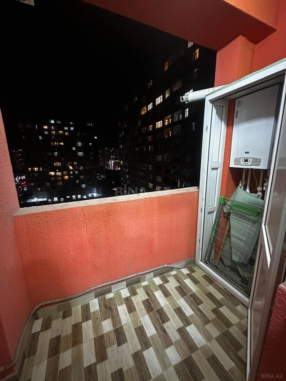 Kirayə verilir 2 otaqlı mənzil 60 m²
