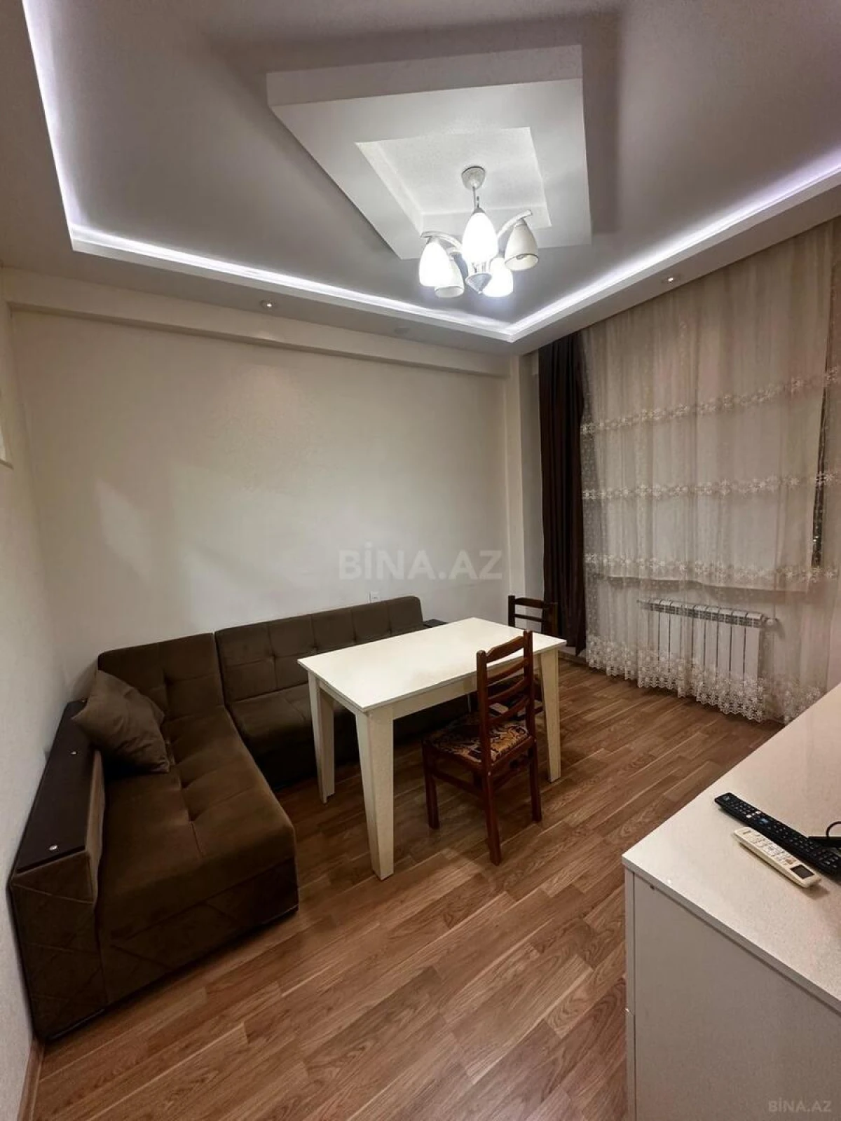 Kirayə verilir 2 otaqlı mənzil 60 m²