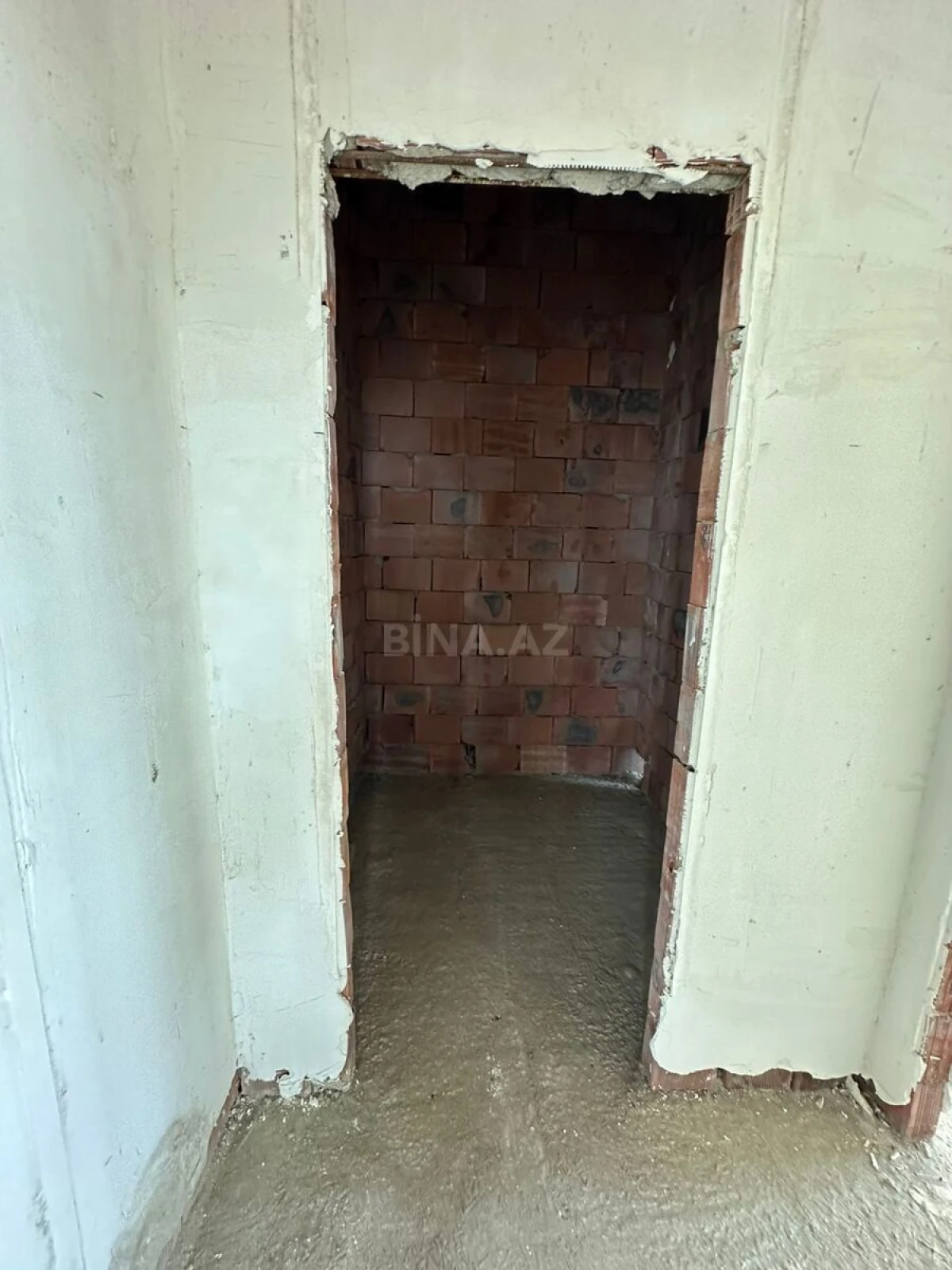 Satılır 1 otaqlı mənzil 43.2 m²