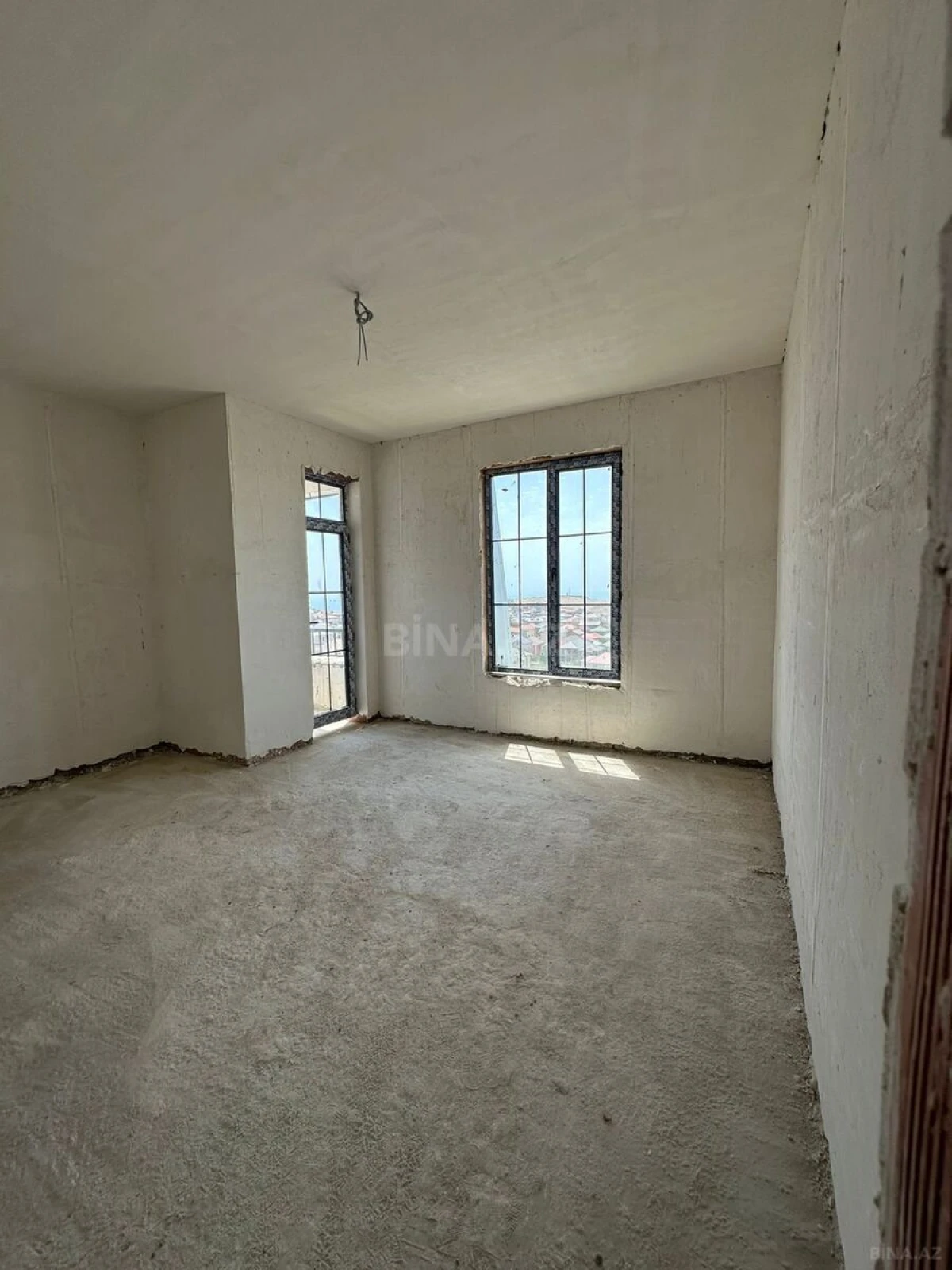 Satılır 1 otaqlı mənzil 43.2 m²