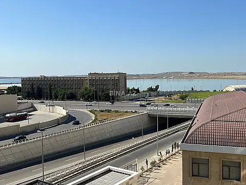 Satılır 2 otaqlı mənzil 47 m²