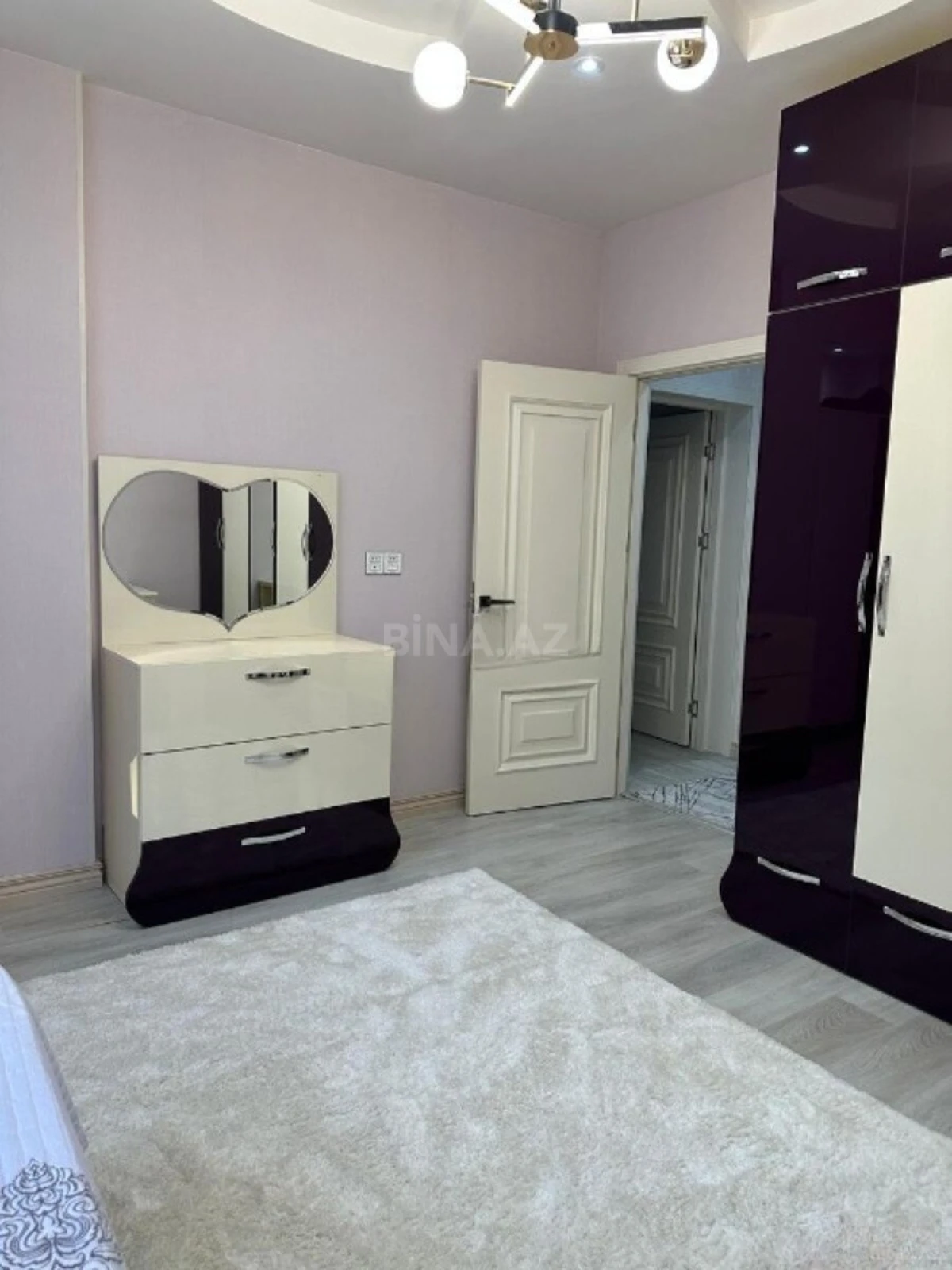 Satılır 3 otaqlı mənzil 115 m²