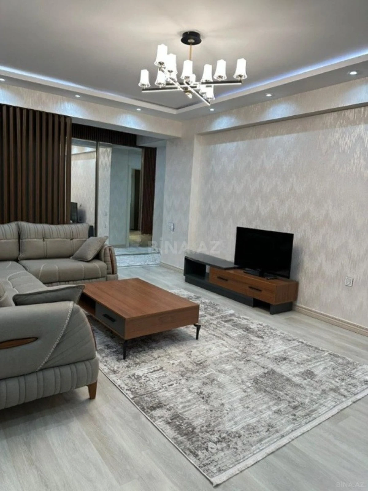 Satılır 3 otaqlı mənzil 115 m²