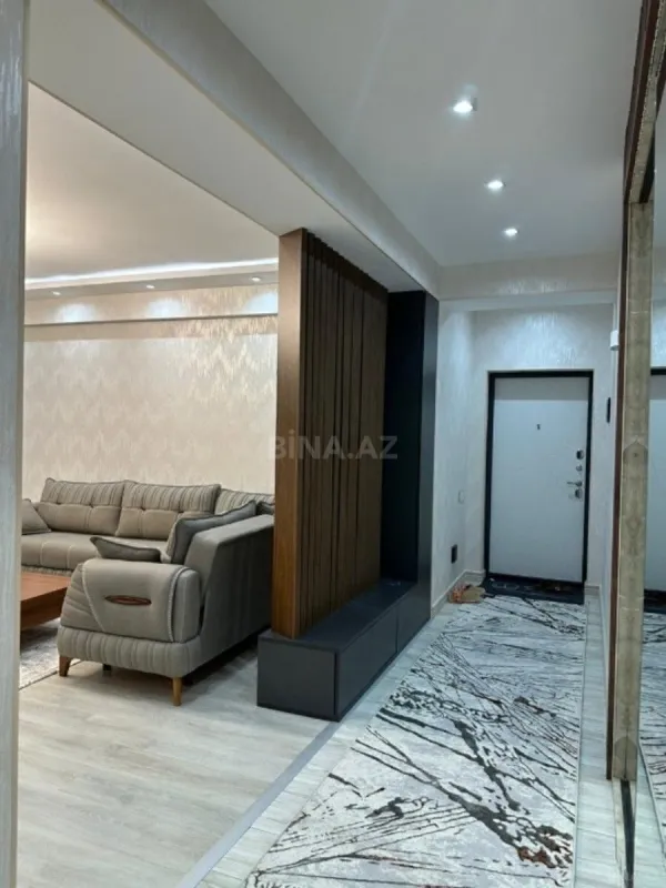 Satılır 3 otaqlı mənzil 115 m²