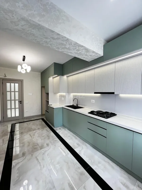 Satılır 3 otaqlı mənzil 128 m²