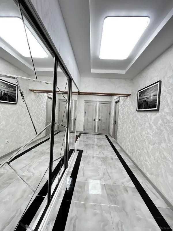 Satılır 3 otaqlı mənzil 128 m²