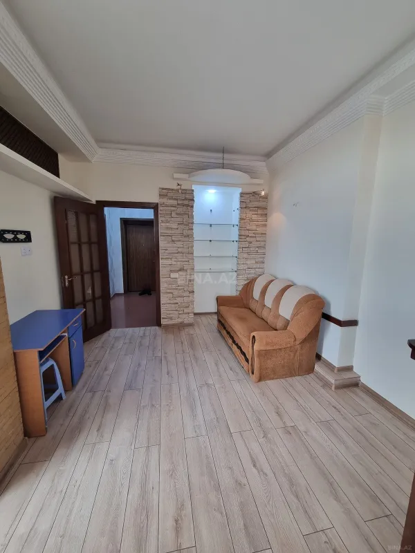 Satılır 2 otaqlı mənzil 55 m²