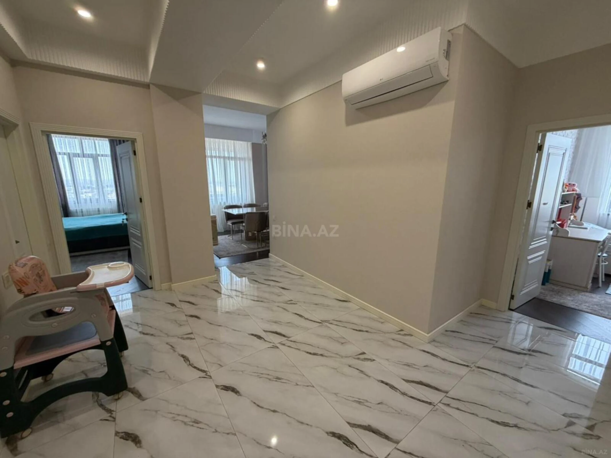 Satılır 3 otaqlı mənzil 100 m²