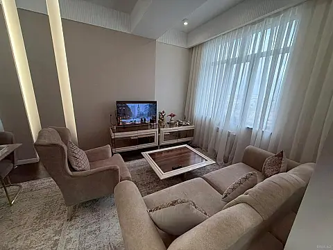 Satılır 3 otaqlı mənzil 100 m²