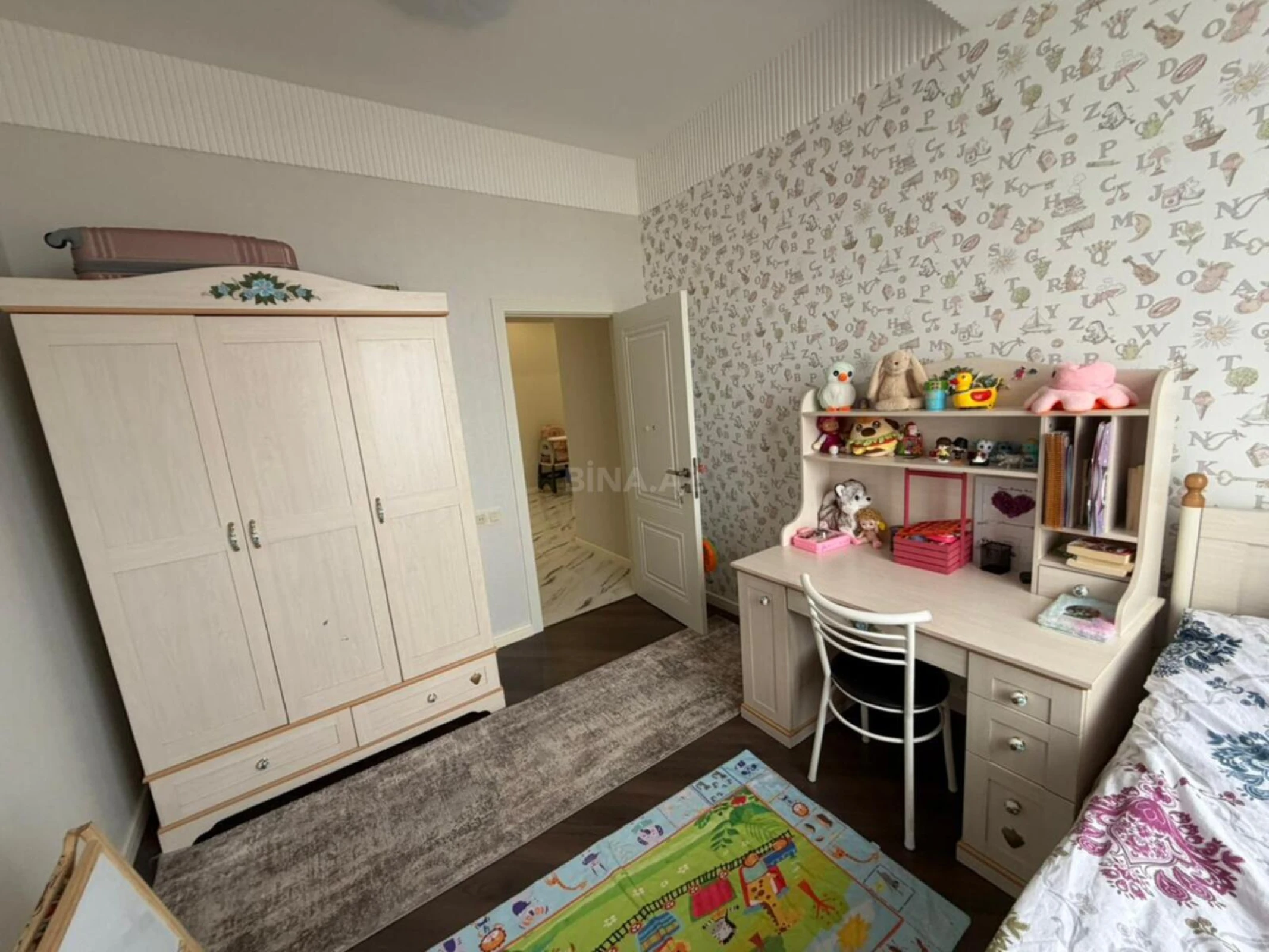 Satılır 3 otaqlı mənzil 100 m²