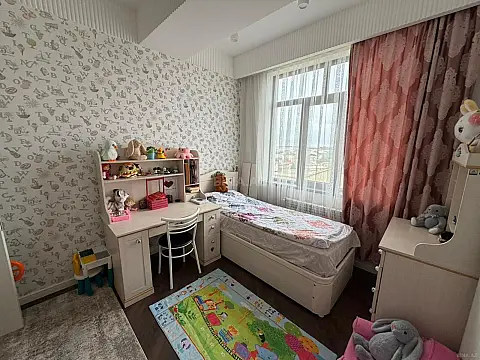 Satılır 3 otaqlı mənzil 100 m²