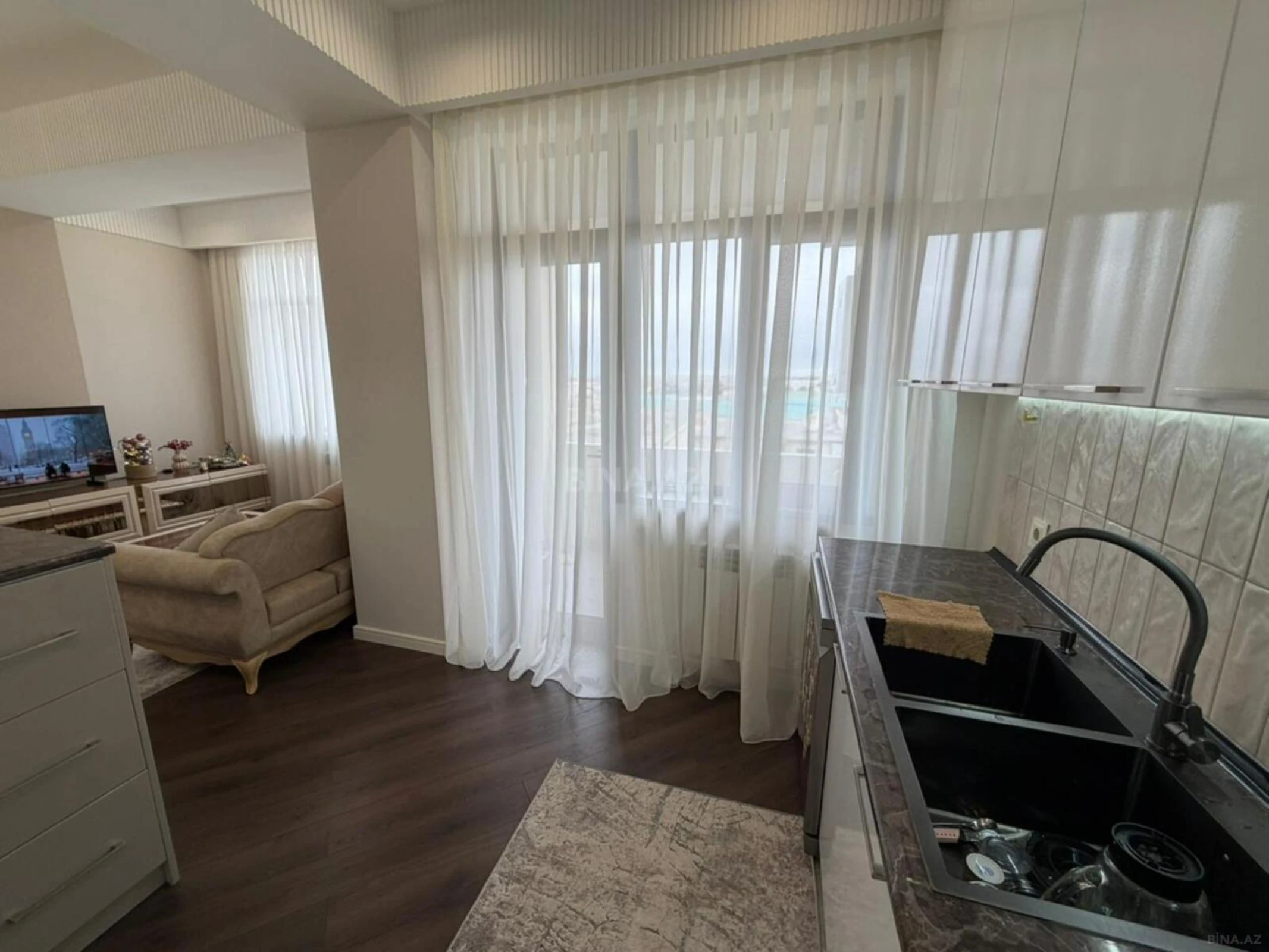 Satılır 3 otaqlı mənzil 100 m²