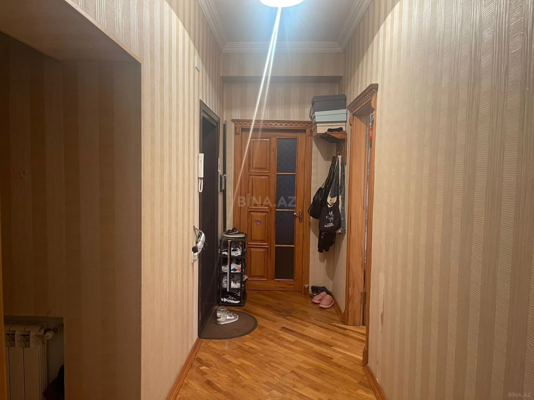 Satılır 2 otaqlı mənzil 82 m²