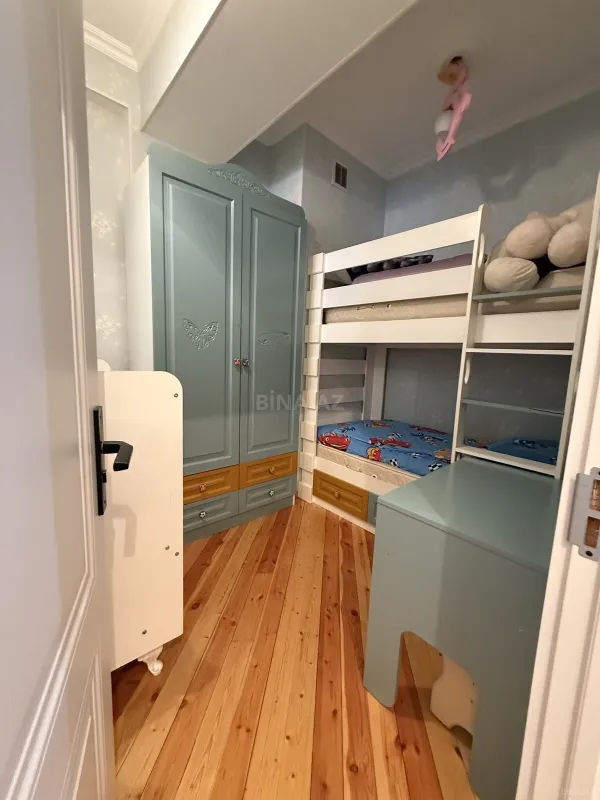 Satılır 3 otaqlı mənzil 65 m²