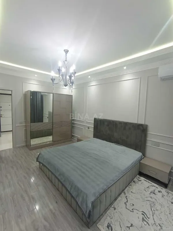 Kirayə verilir 2 otaqlı mənzil 106 m²