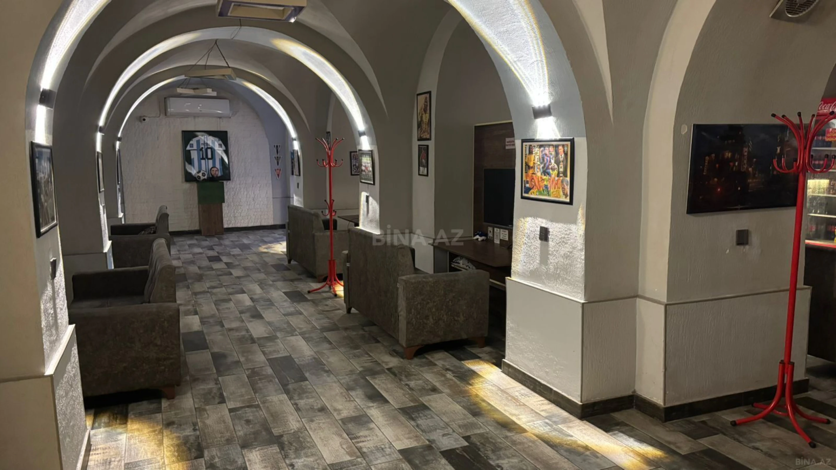 Kirayə verilir obyekt 250 m²