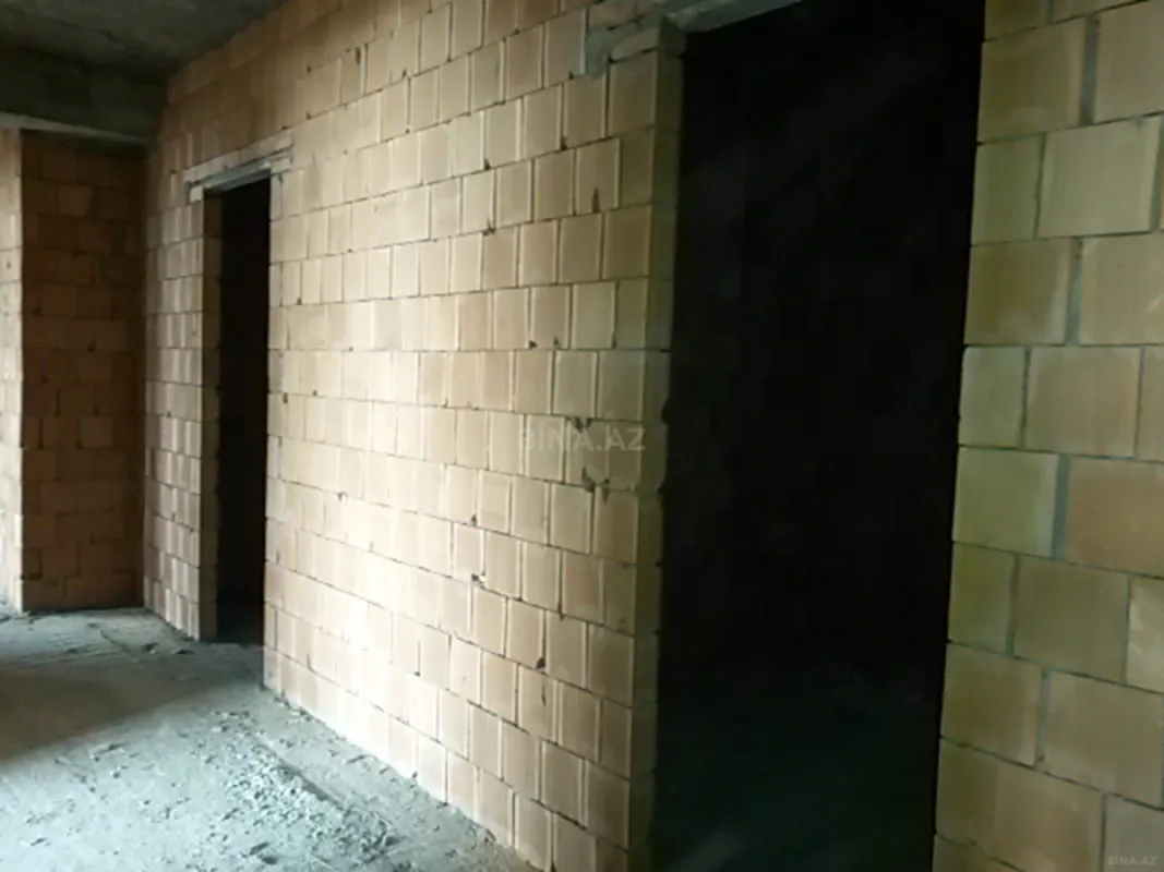 Satılır 3 otaqlı mənzil 163 m²