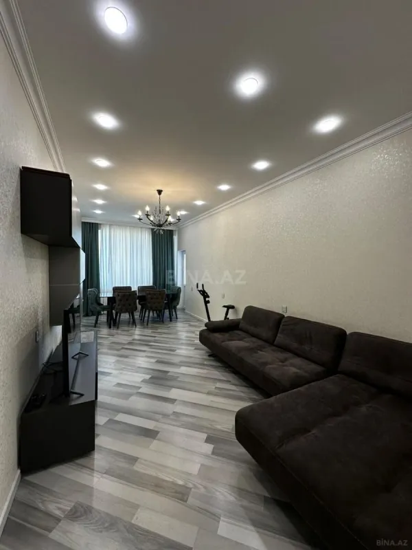 Satılır 2 otaqlı mənzil 88 m²