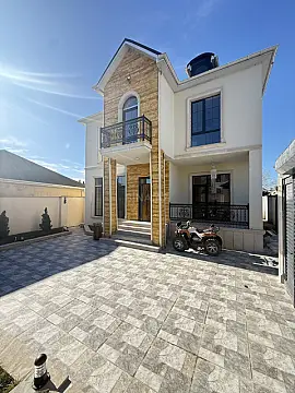 Satılır 4 otaqlı həyət evi 200 m²