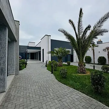 Kirayə verilir 4 otaqlı həyət evi 360 m²