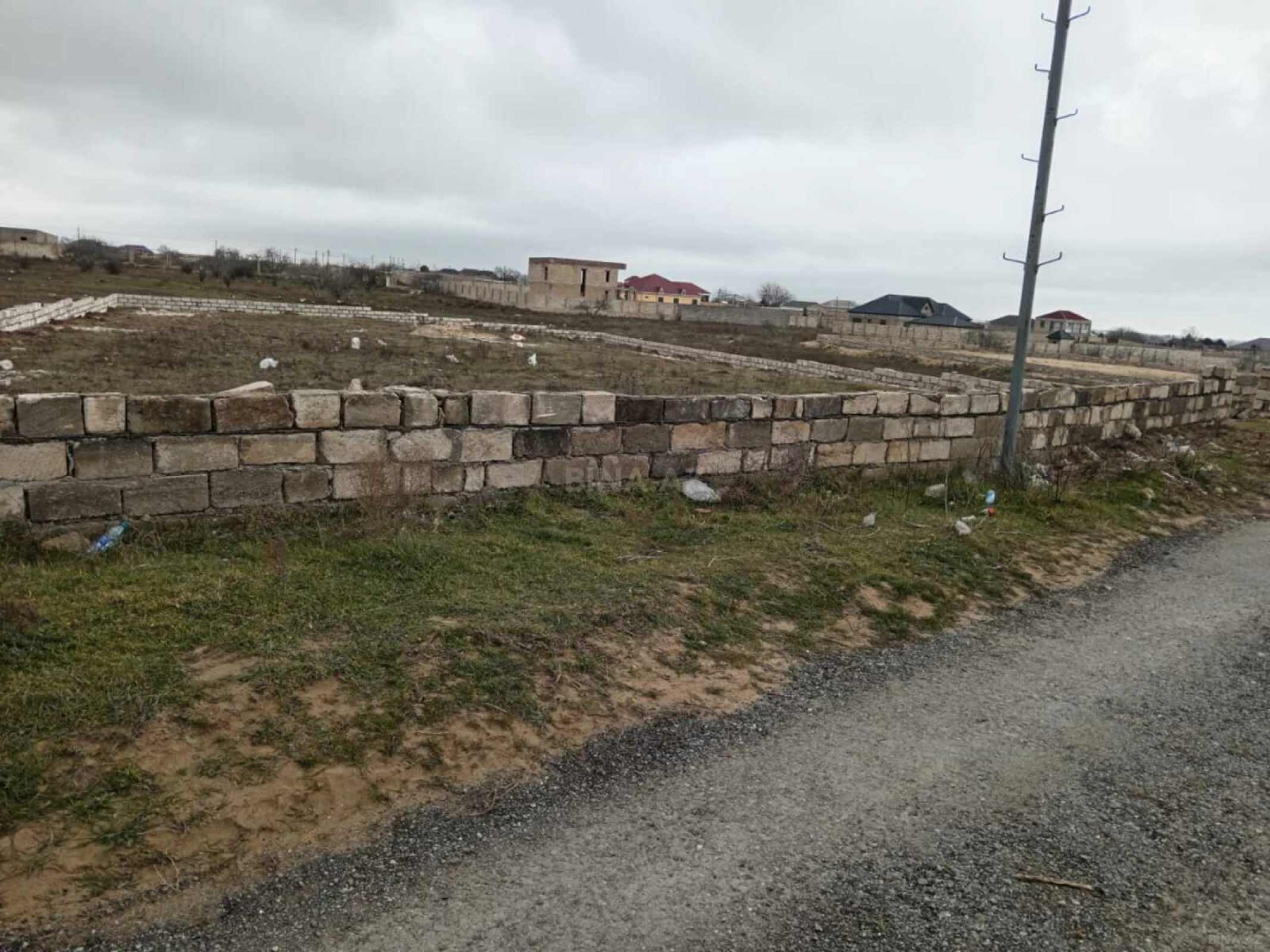 Satılır torpaq sahəsi 12 m²