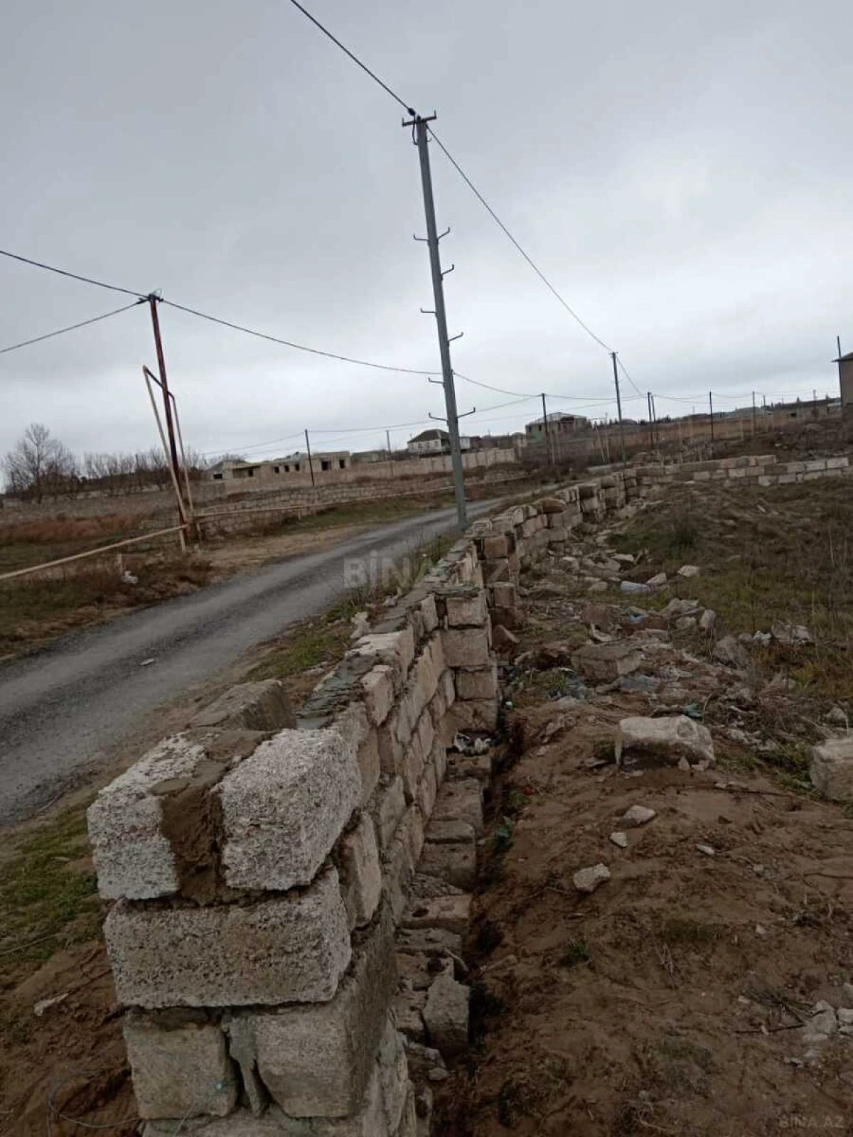 Satılır torpaq sahəsi 12 m²