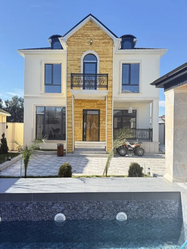 Satılır 4 otaqlı həyət evi 200 m²