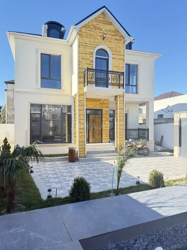 Satılır 4 otaqlı həyət evi 200 m²