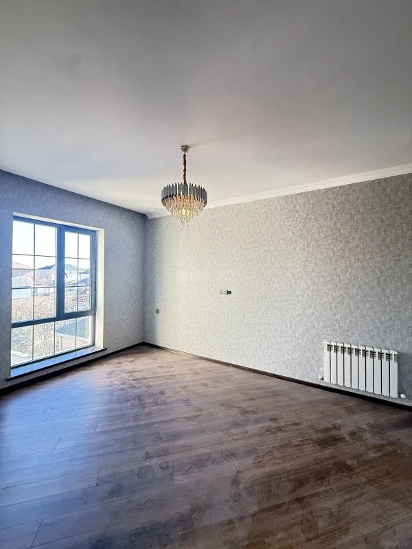 Satılır 4 otaqlı həyət evi 200 m²